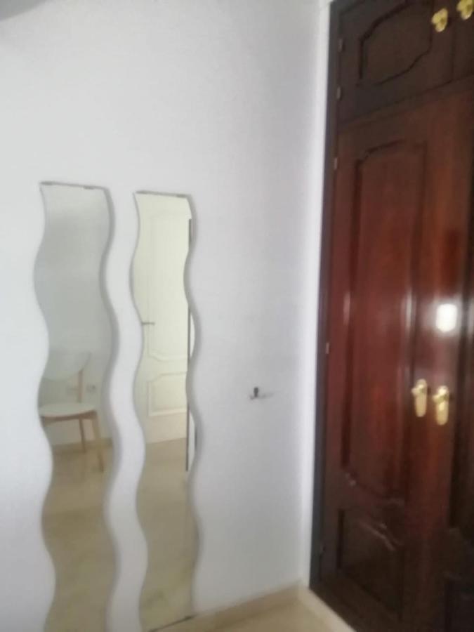 Room In Lovely Cottage House Habitaciones En Chalet En Cadiz San Fernando Exterior photo