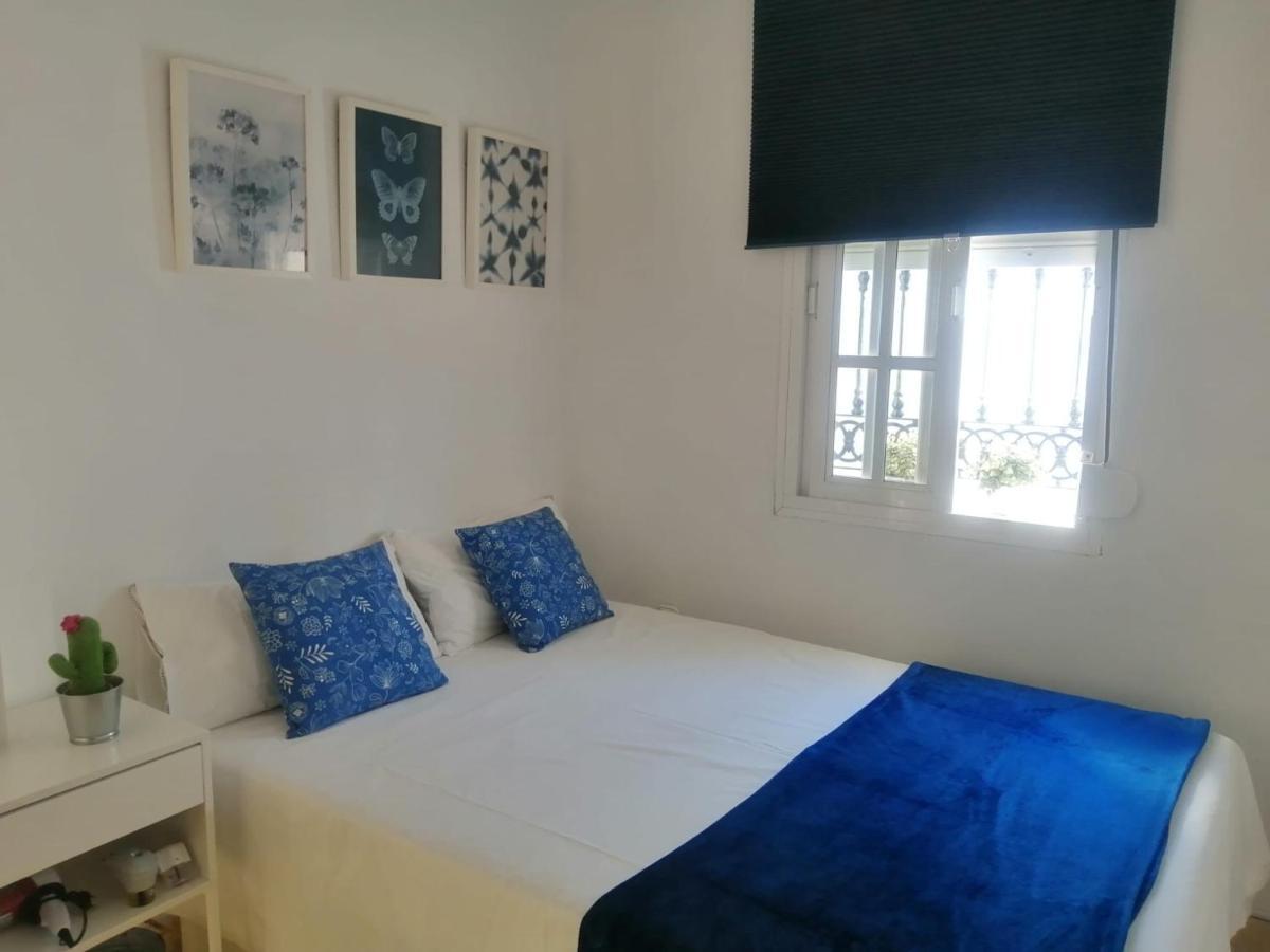 Room In Lovely Cottage House Habitaciones En Chalet En Cadiz San Fernando Exterior photo