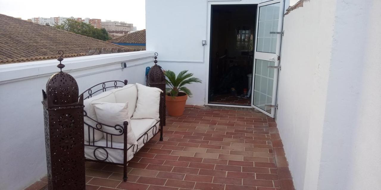 Room In Lovely Cottage House Habitaciones En Chalet En Cadiz San Fernando Exterior photo